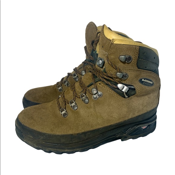 Lowa Shoes - Lowa Banff Pro Ankle High Hiking Boots Women’s Size 8